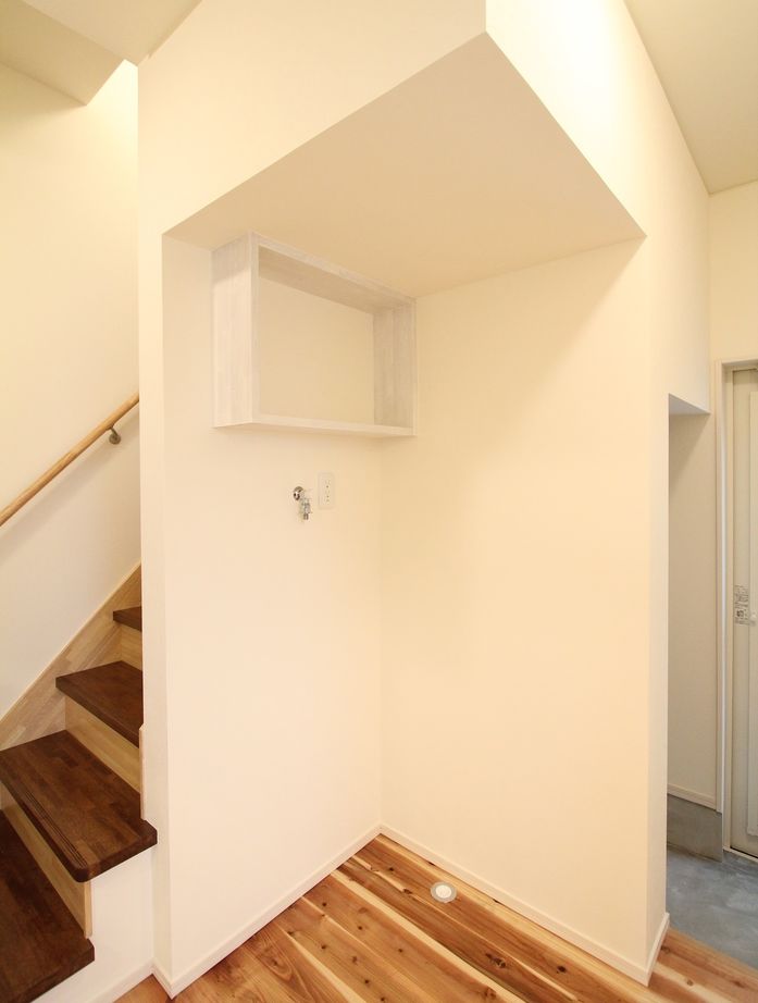 デキノヤホーム 【富山市/4LDK+店舗/34.4坪/間取り図有】　フレンチイタリアンな店舗併用住宅の建築実例画像7