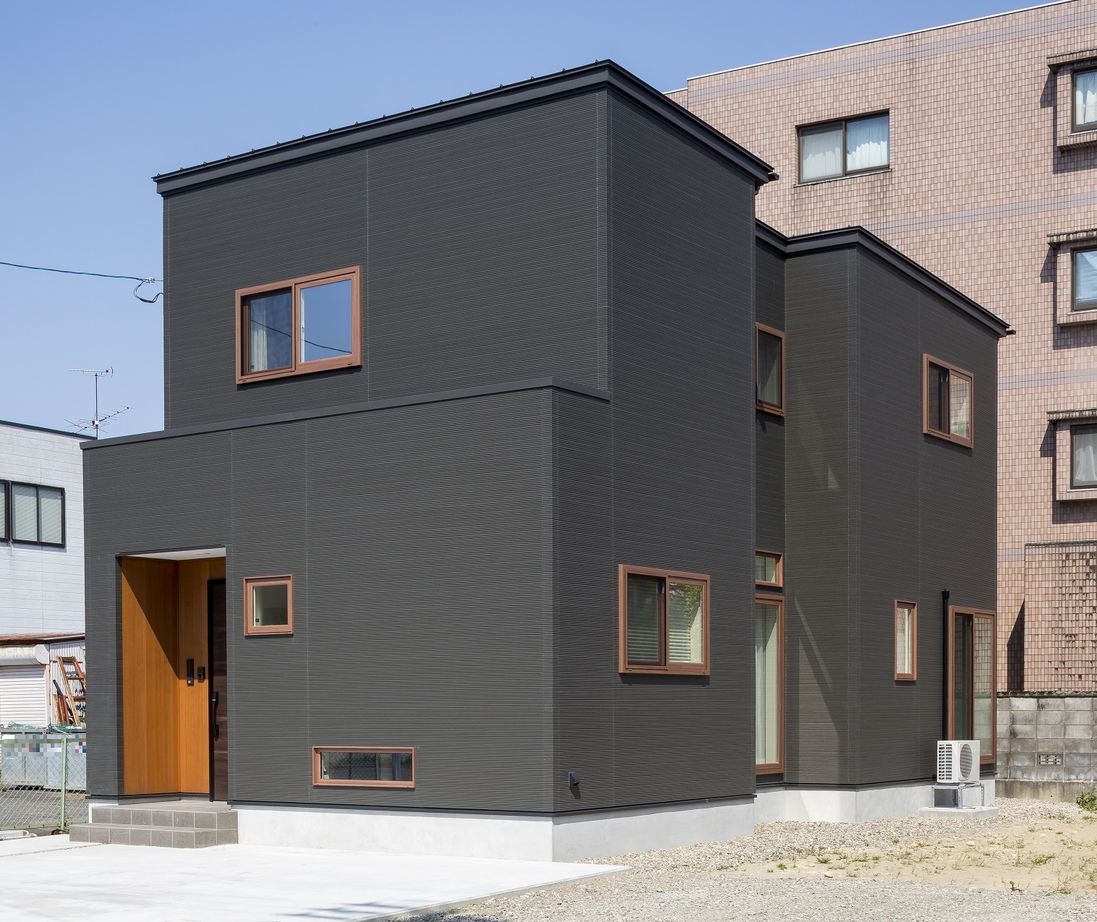 デキノヤホーム 【2,000万円台前半/富山市/32.9坪/4LDK】『ブラックチェリー×癒×黒色』の建築実例画像8