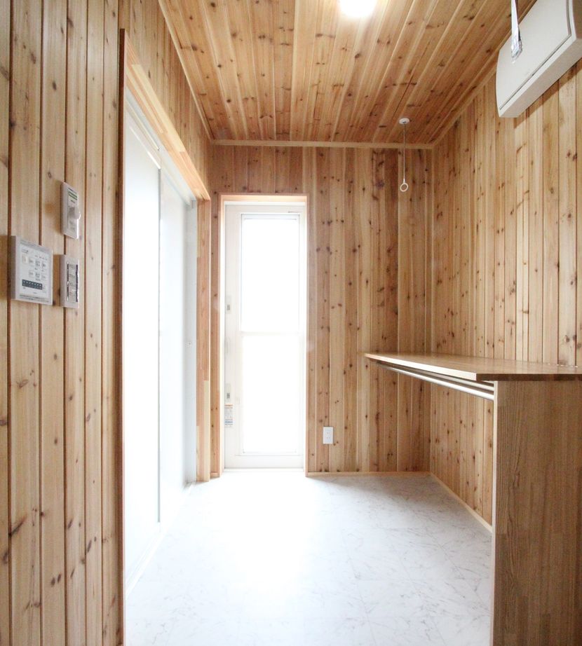 デキノヤホーム 【2,000万円台後半/下新川郡/47.4坪/4LDK＋インナーガレージ】　間取り図有の建築実例画像6