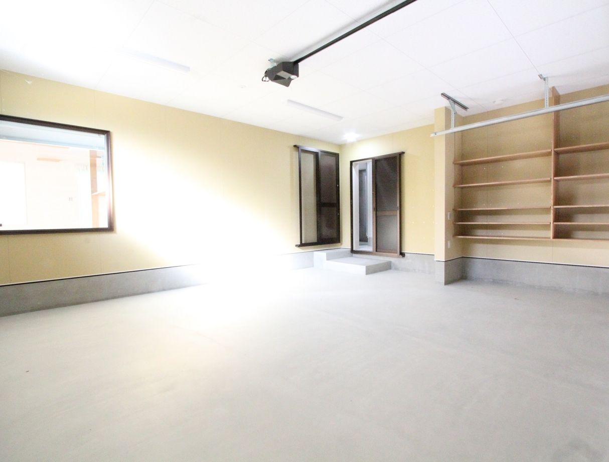 デキノヤホーム 【2,000万円台後半/下新川郡/47.4坪/4LDK＋インナーガレージ】　間取り図有の建築実例画像8