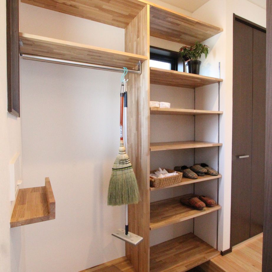 デキノヤホーム 【2000万円台/高岡市/４ＬＤＫ/38.1坪】 住むほどに愛着が深まる桧が香る家の建築実例画像7