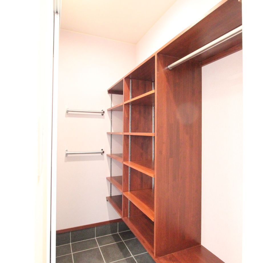 デキノヤホーム 【高岡市/3LDK/32.7坪/平屋】　温泉旅館のような和室+寝室の建築実例画像8