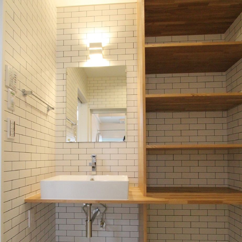 デキノヤホーム 【2,000万円台前半/高岡市/2LDK+フリールーム/36.9坪】 大きな吹抜けのあるオシャレな家の建築実例画像7