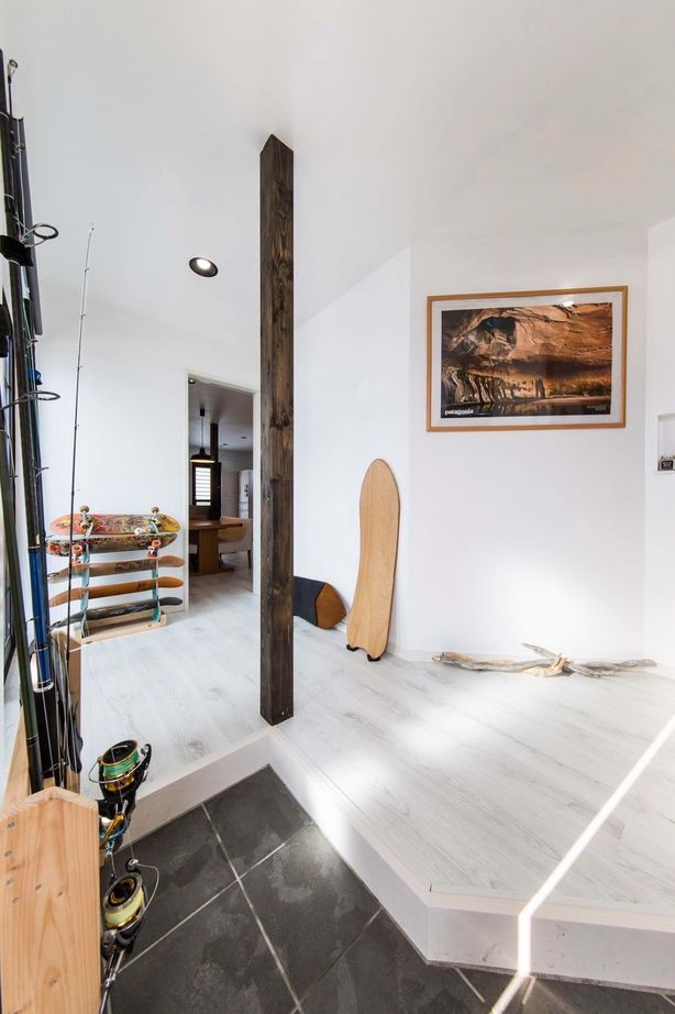 display/RIKIRYOU HOUSING 【50坪以上/薪ストーブ/ガレージ】もっと自由で快適な暮らしを。充実のアウトドアライフ！の建築実例画像6