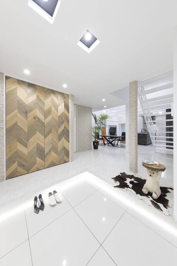 display/RIKIRYOU HOUSING 【岩手県/48坪/ホテルライク】アメリカ西海岸を彷彿させる、ラグジュアリーな住まいの建築実例画像2