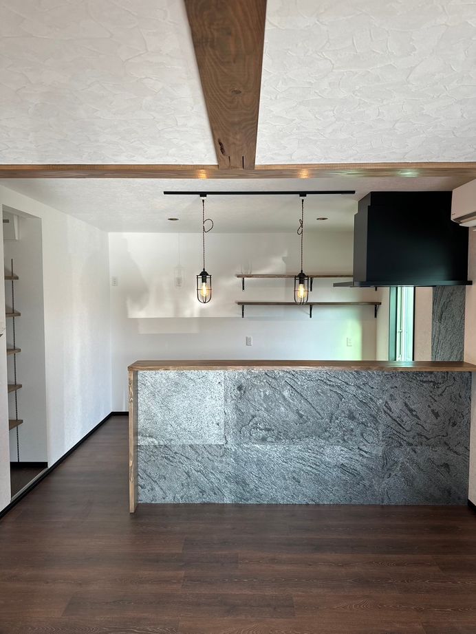 display/RIKIRYOU HOUSING 【岩手県/長期優良住宅/50坪/ガレージハウス】中二階のある家の建築実例画像2