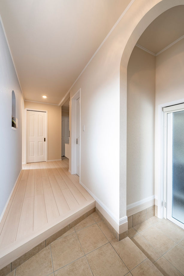 セルコホーム福岡西・宗像（福岡住宅） 明確な見積もりで納得の家づくり、吹抜けと愛車用のインナーガレージを実現の建築実例画像4