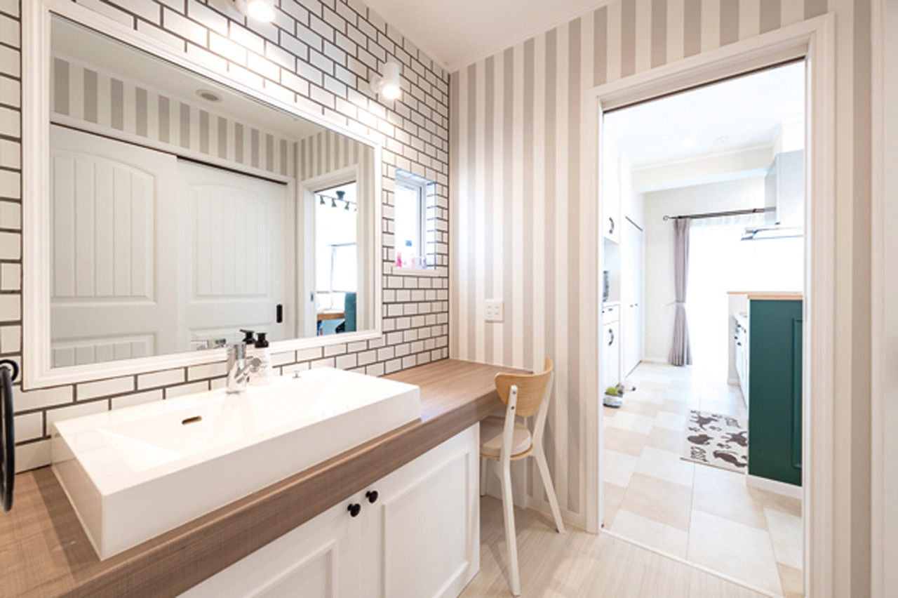 セルコホーム福岡西・宗像（福岡住宅） 小屋裏やシューズインクローゼットなど、適材適所の収納でスッキリとした住空間を実現の建築実例画像3