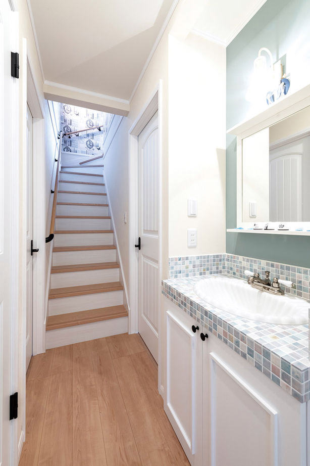 セルコホーム福岡西・宗像（福岡住宅） 小屋裏やシューズインクローゼットなど、適材適所の収納でスッキリとした住空間を実現の建築実例画像6