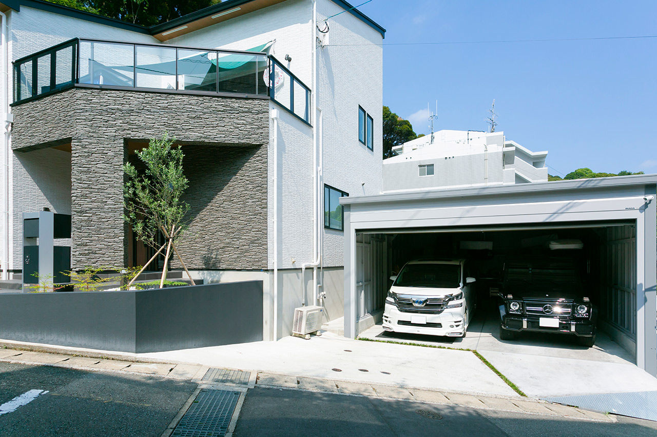 セルコホーム福岡西・宗像（福岡住宅） 【圧巻の吹抜け】愛車を守るガレージやBBQ、外遊びができるデッキを備えた邸宅の建築実例画像4