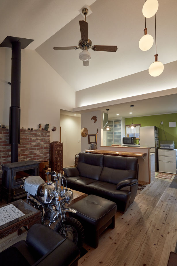 運船建設 思い出の家具が彩る、夫婦のちょうど良い暮らしの建築実例画像3