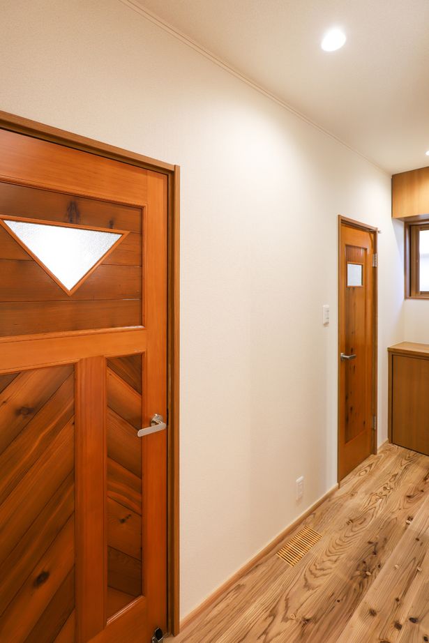 運船建設 思い出の家具が彩る、夫婦のちょうど良い暮らしの建築実例画像6