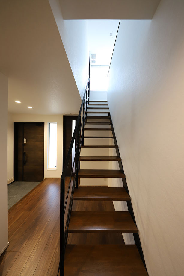 松栄ホーム 【3000万円台×デザイン住宅】個性的な外観に、道行く人が思わず目をとめる。ホテルライクな暮らしを実現の建築実例画像6