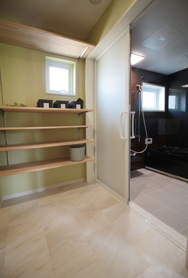 松栄ホーム 【和モダン×二世帯住宅】家だけでなく、家族の距離感やライフスタイルも含めてデザインするの建築実例画像7