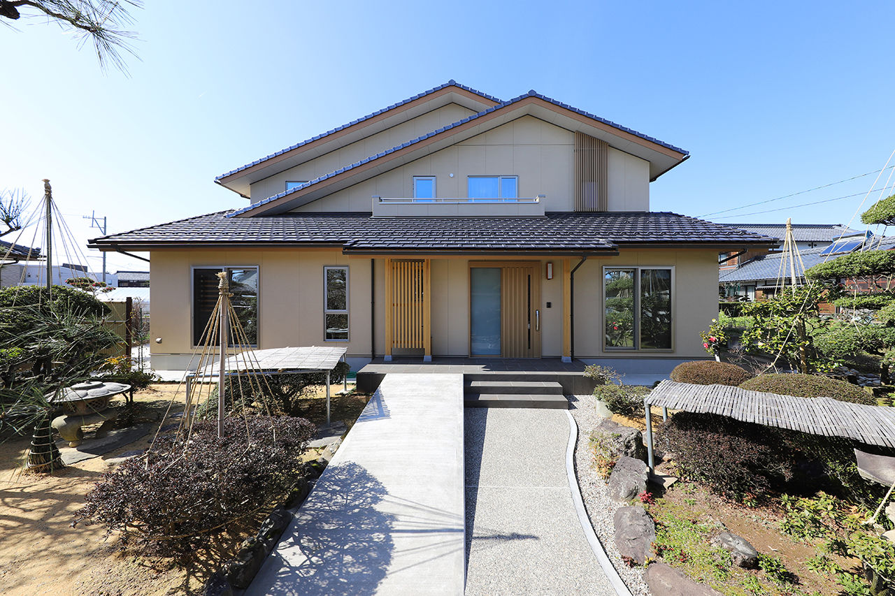 Suumo 3000万円台 純和風 二世帯住宅を前提にした家づくり 住まいに庭を取り込み 視界が開くデザインを提案 松栄ホーム の建築実例詳細 注文住宅