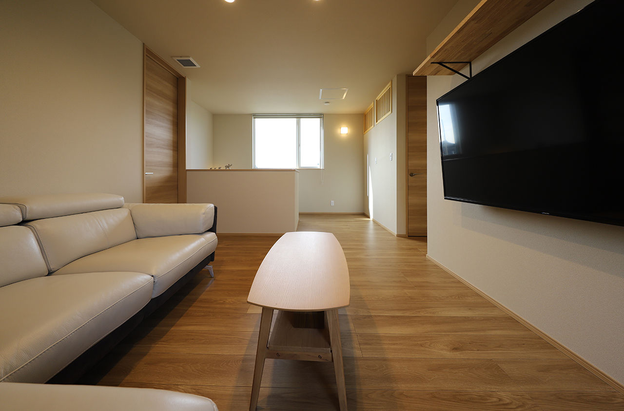 松栄ホーム 【3000万円台×純和風】二世帯住宅を前提にした家づくり。住まいに庭を取り込み、視界が開くデザインを提案の建築実例画像7