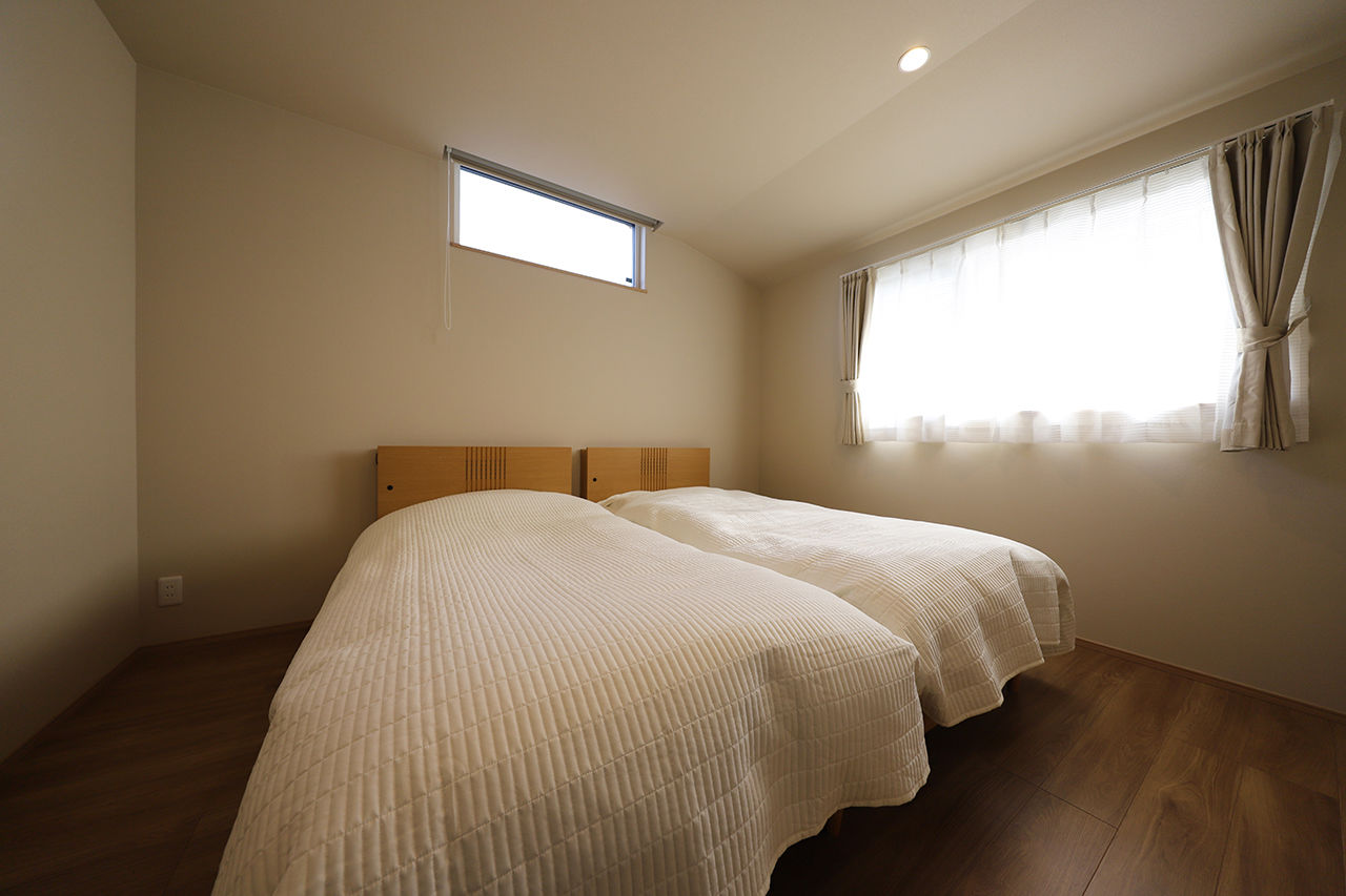 松栄ホーム 【3000万円台×純和風】二世帯住宅を前提にした家づくり。住まいに庭を取り込み、視界が開くデザインを提案の建築実例画像8