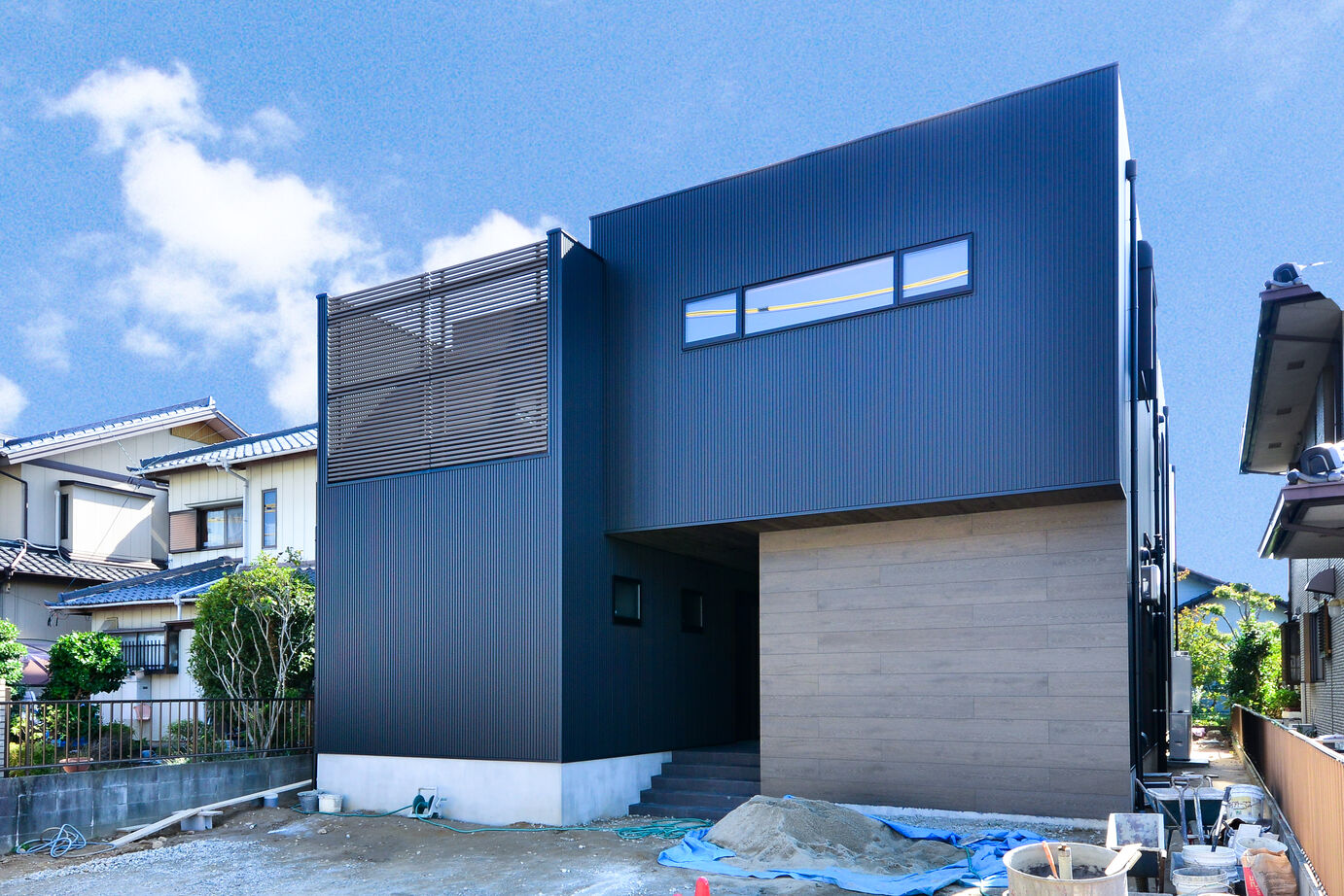 セブンハウス ふたつの暮らしが、美しく調和する家の建築実例画像1