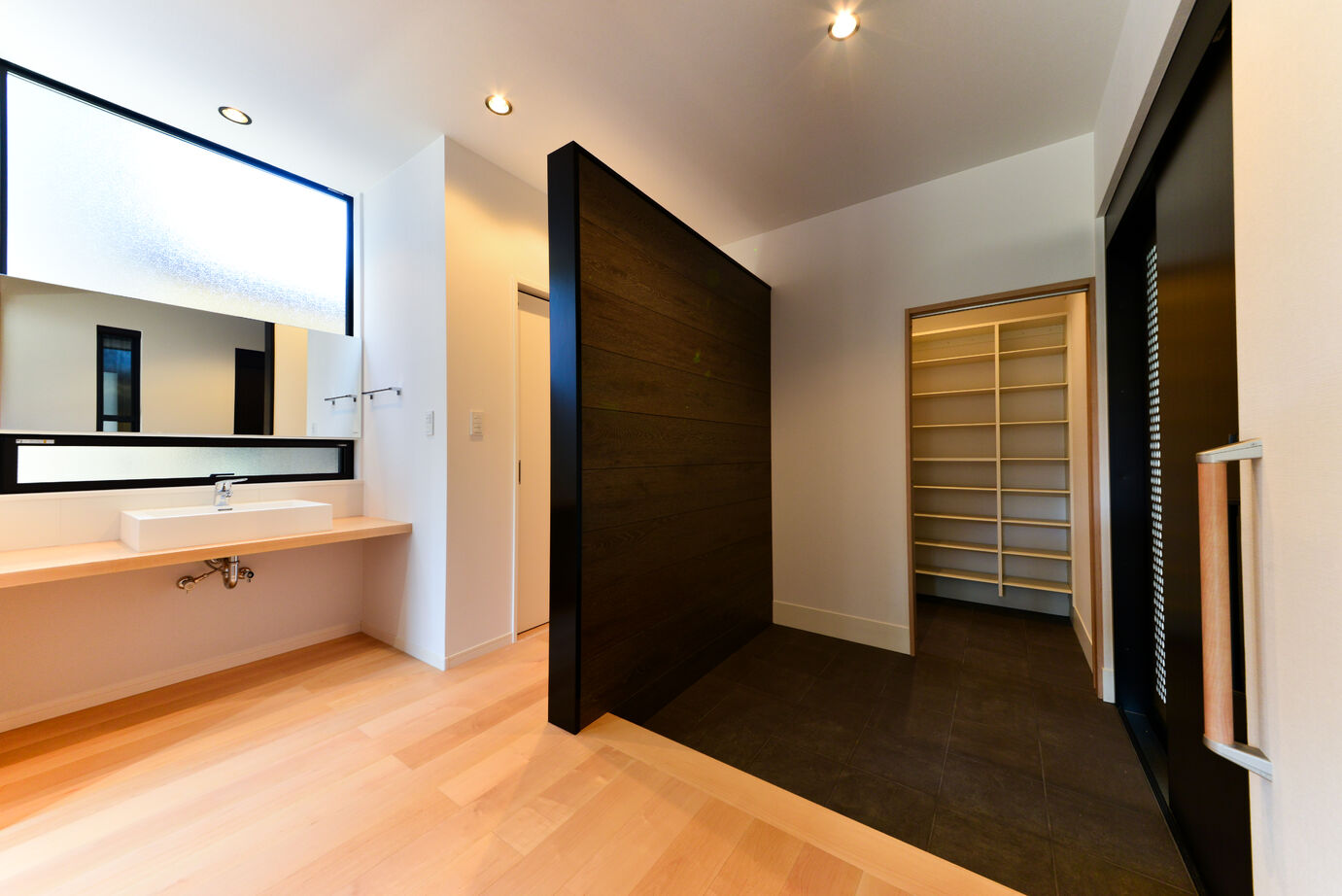 セブンハウス ふたつの暮らしが、美しく調和する家の建築実例画像4