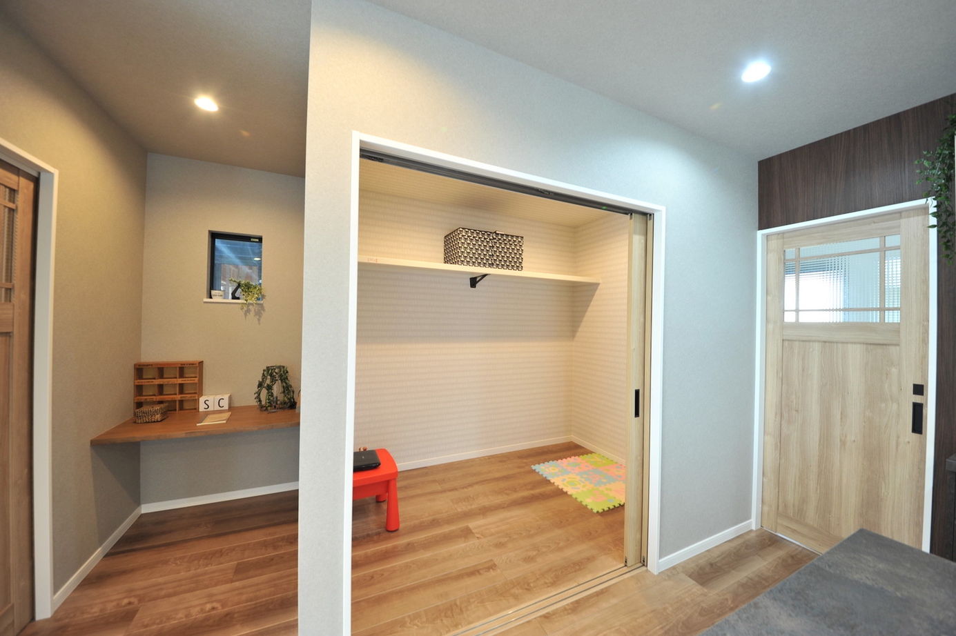 エスクリエイト　 【岸和田/2000万円台/33坪/間取り図】「IELAB」ピットリビングにスリット階段、耐震と断熱のZEH仕様のお家の建築実例画像4