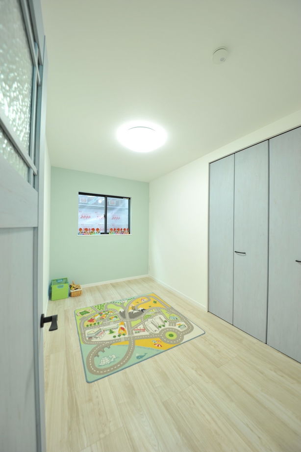 エスクリエイト　 【岸和田/2000万円台/33坪/間取り図】「IELAB」ピットリビングにスリット階段、耐震と断熱のZEH仕様のお家の建築実例画像9