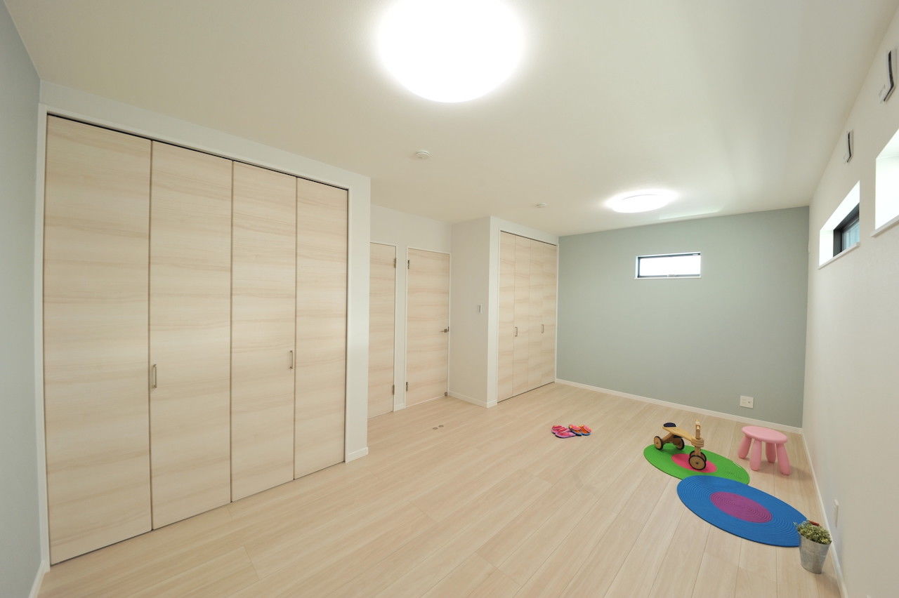 エスクリエイト　 【泉佐野/2000万円台/延床32坪/間取り図】開放感とプライバシーを両立。実面積以上に広がりを感じる家の建築実例画像7