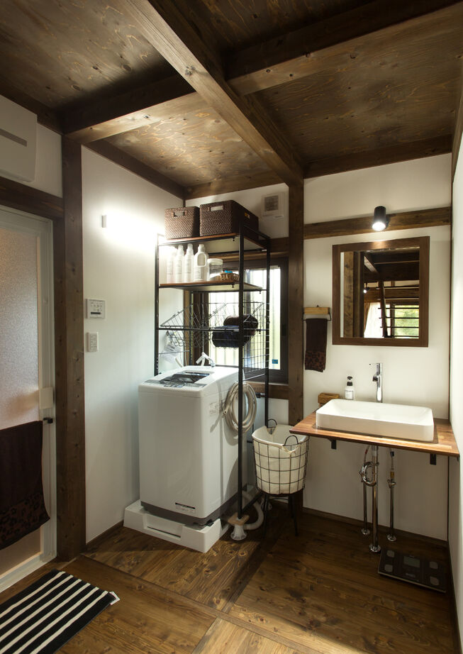 綿半林業 【1000万円台/ひのき/104m2/平屋】上質な自然素材の持ち味を楽しむラグジュアリー感ある平屋の家の建築実例画像11