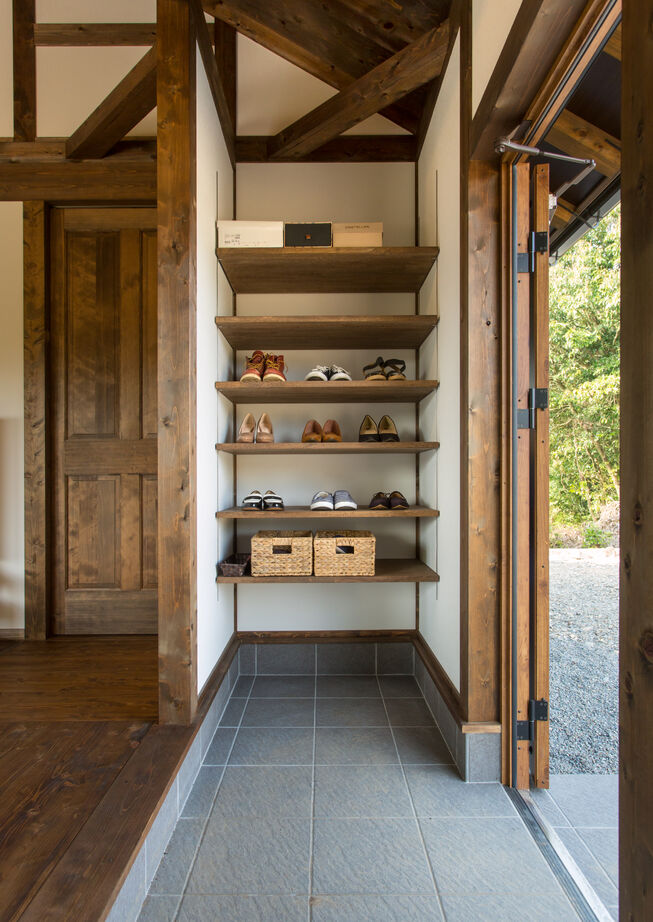 綿半林業 【1000万円台/ひのき/104m2/平屋】上質な自然素材の持ち味を楽しむラグジュアリー感ある平屋の家の建築実例画像13