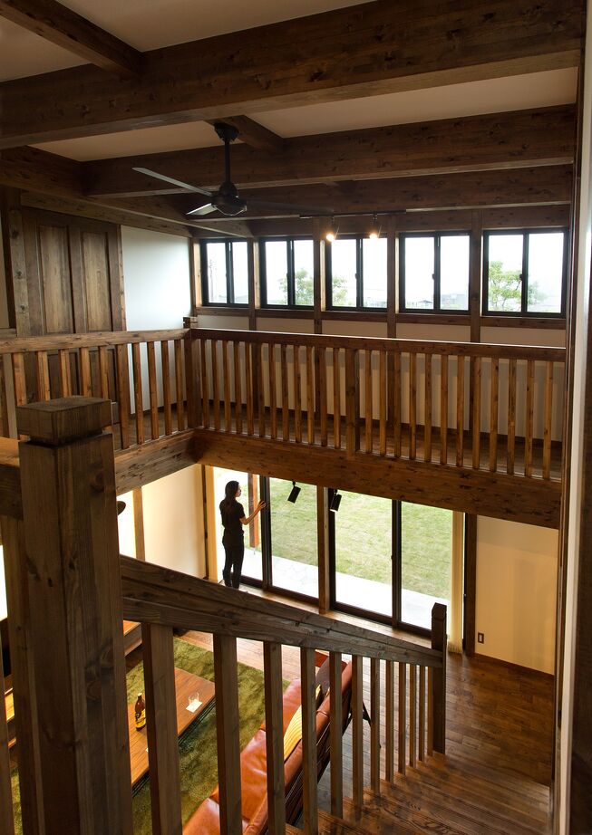 綿半林業 【2090万円/ひのき/インナーガレージ】大好きなものを詰め込んだ2人の宝箱「ガレージのある家」の建築実例画像9