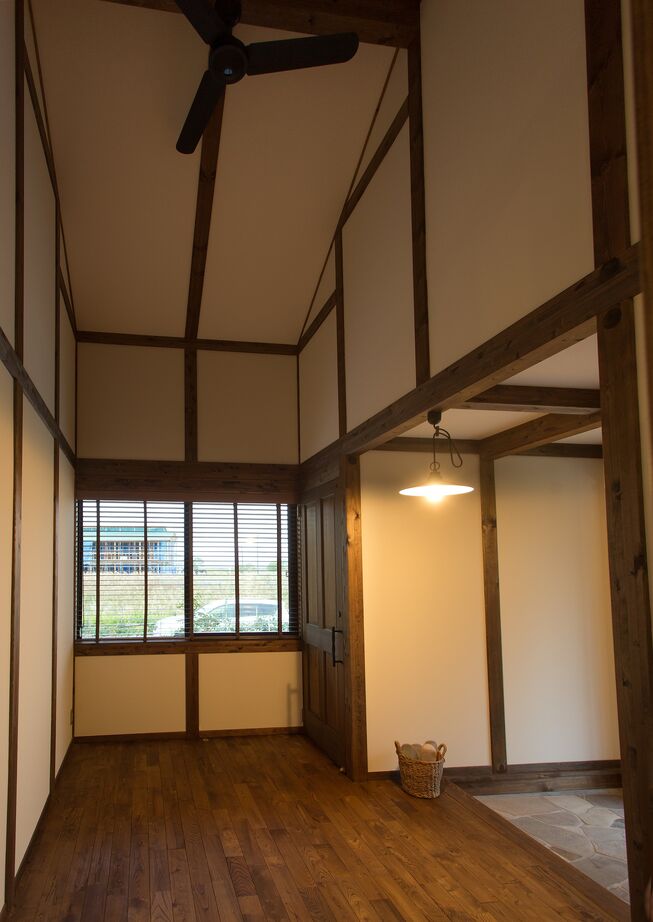 綿半林業 【2090万円/ひのき/インナーガレージ】大好きなものを詰め込んだ2人の宝箱「ガレージのある家」の建築実例画像13