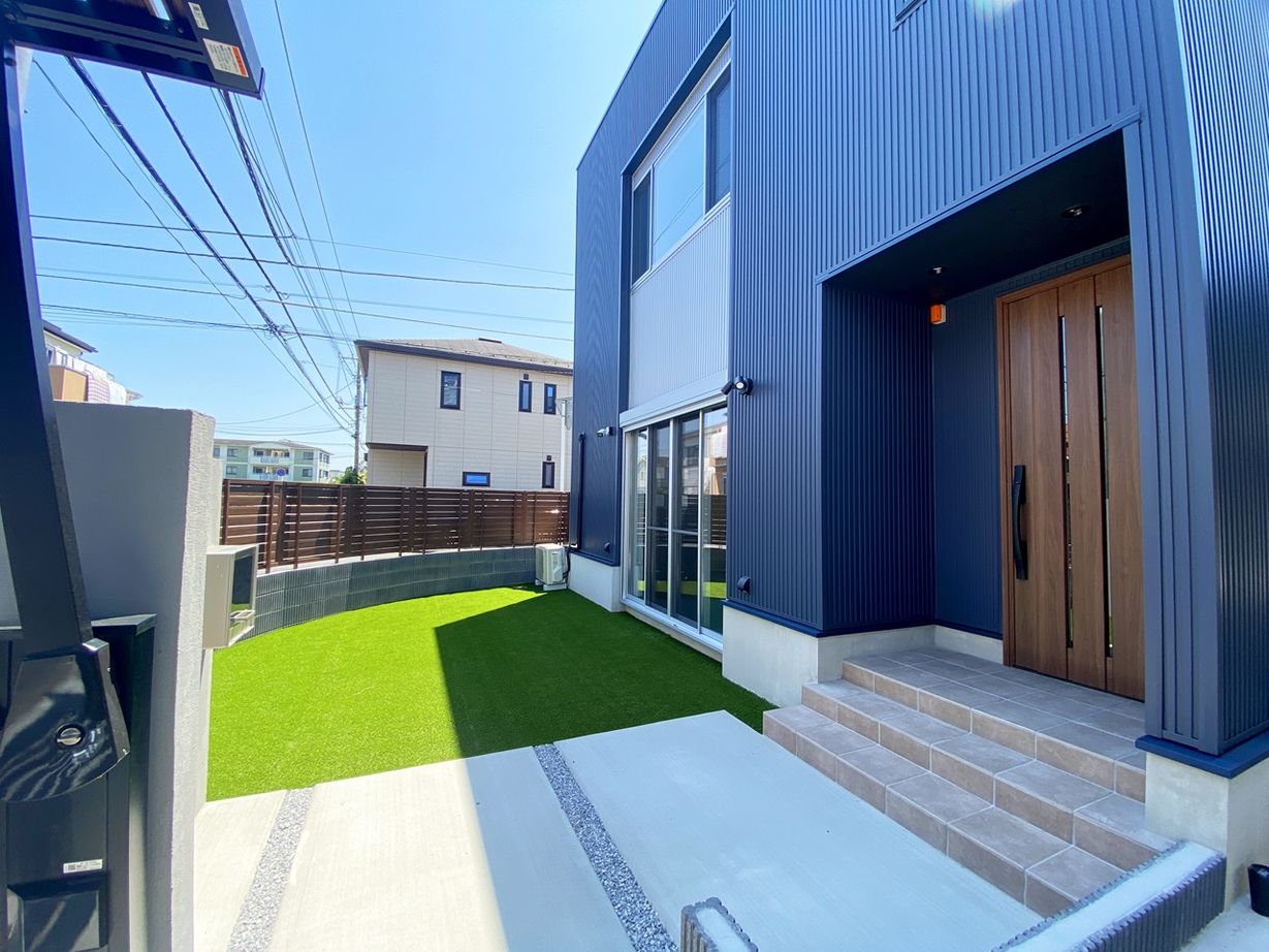 太陽ハウス 【松戸市/37坪/2階リビング】愛車を眺めながら暮らす、ビルトインガレージがある住まいの建築実例画像9