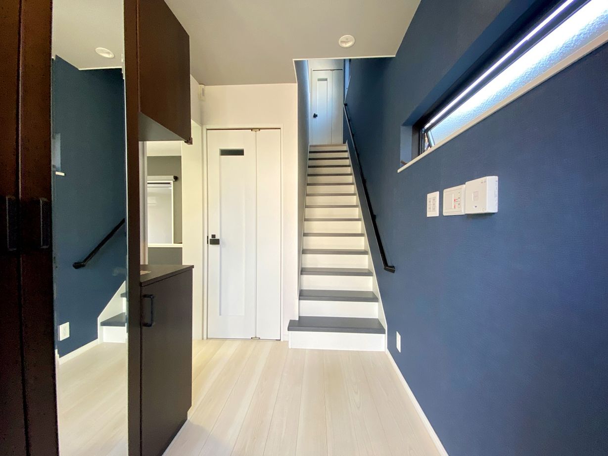 太陽ハウス 【松戸市/37坪/2階リビング】愛車を眺めながら暮らす、ビルトインガレージがある住まいの建築実例画像10