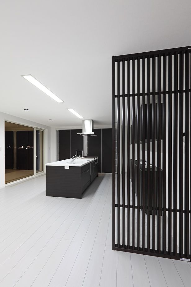 バリューホーム 【3000～3500万円】室内からも自慢の愛車を眺められるビルトインガレージの家の建築実例画像7