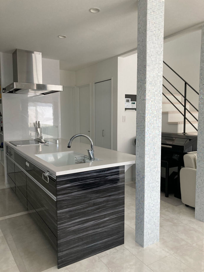 バリューホーム 【2000万円台後半】モノトーンのモダンな室内に、お気に入りのタイルやデザインウォールで遊び心をプラスの建築実例画像6