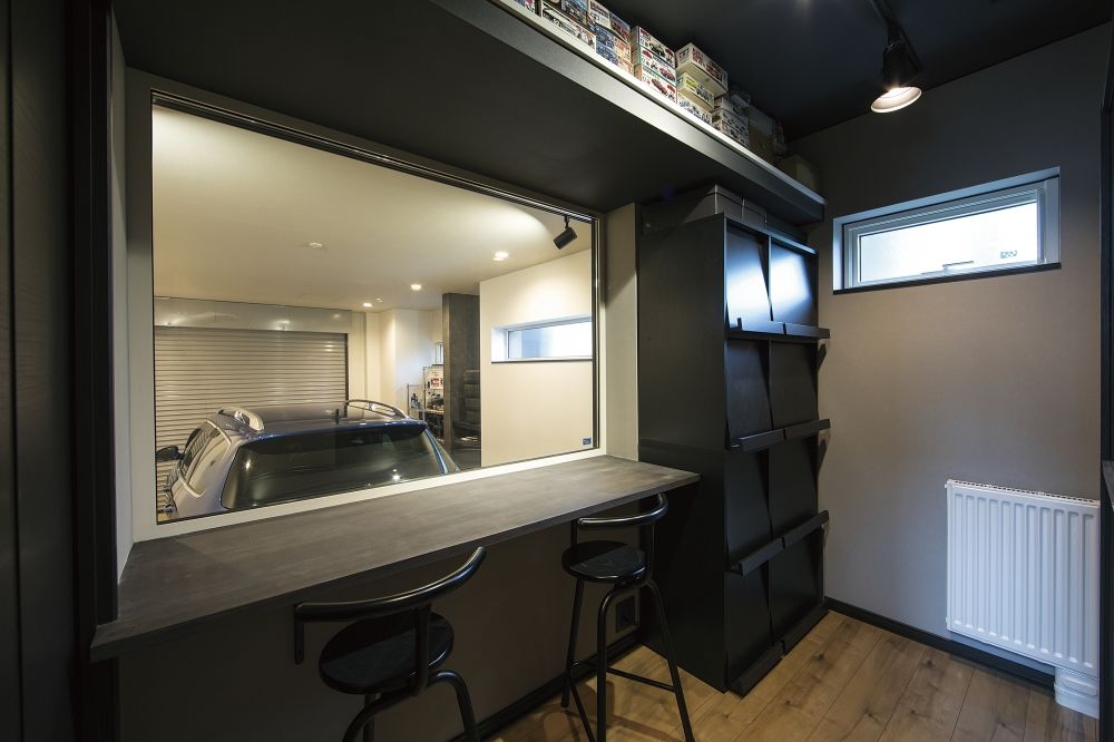 バリューホーム 【ガレージハウス】シンプルなデザインも性能も大満足な、愛車と暮らすガレージハウスの建築実例画像2