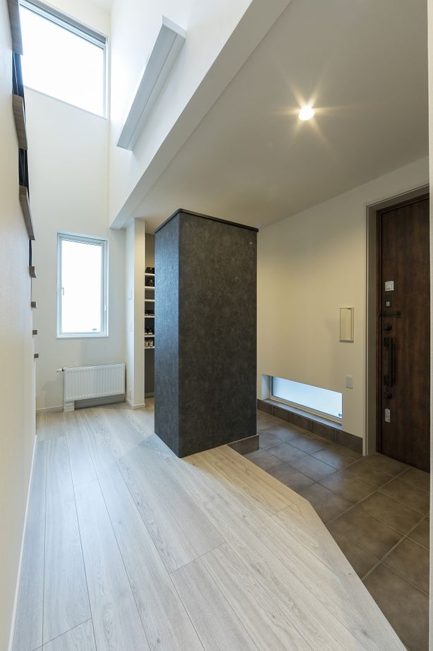 バリューホーム 【ガレージハウス】シンプルなデザインも性能も大満足な、愛車と暮らすガレージハウスの建築実例画像5