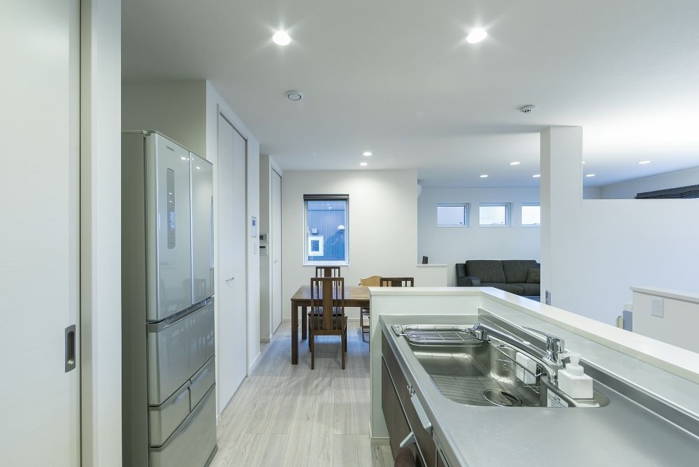 バリューホーム 【ガレージハウス】シンプルなデザインも性能も大満足な、愛車と暮らすガレージハウスの建築実例画像9