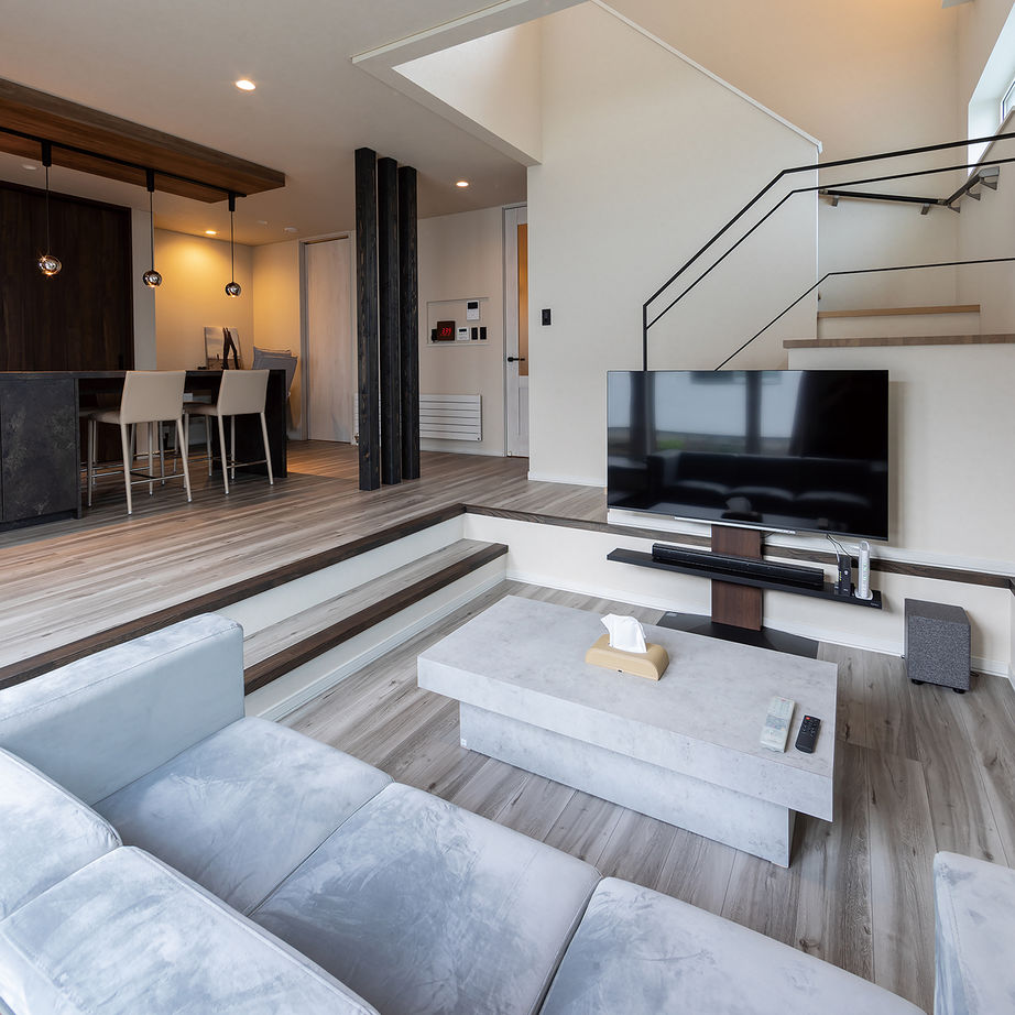 バリューホーム 愛車が絵になるビルトインガレージ、リゾートホテルのような室内など大人のリラックス空間を実現の建築実例画像5