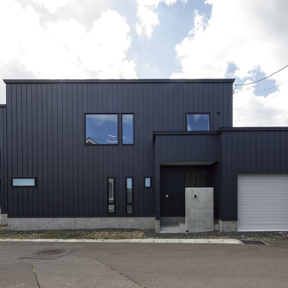 バリューホーム ビルトインガレージ、ファミリークローク、ペット空間ほか希望を全て叶えた家の建築実例画像2