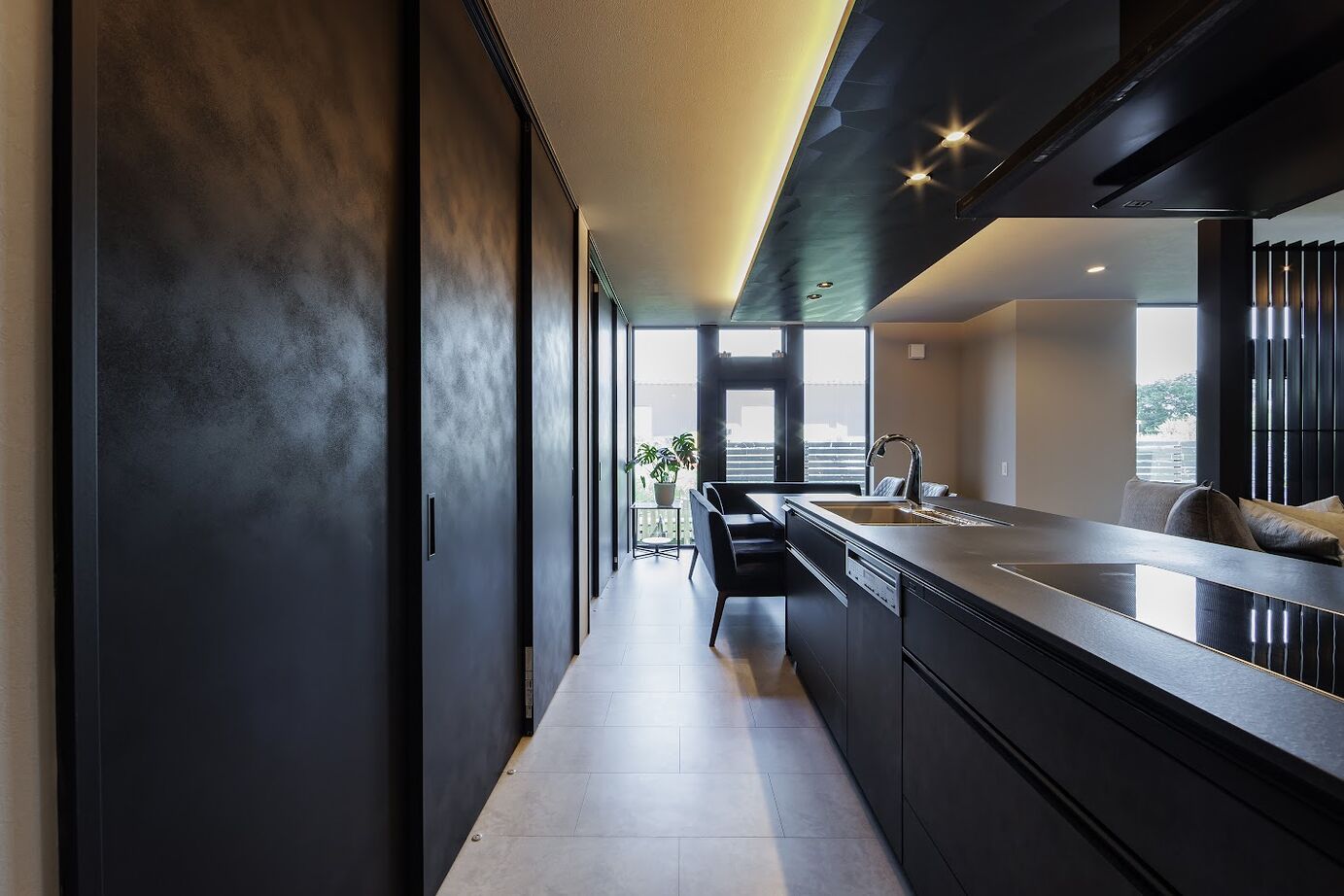 バリューホーム 【4000万円～/ビルトインガレージ】中も外も家族時間を楽しめるハイセンスなガレージハウスの建築実例画像13