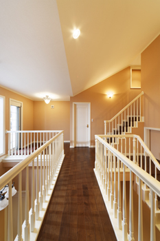 山栄ホーム　リゾートな家　(重量木骨の家) 【長岡京市/4000万円台/駐車場有】無垢材を使った耐震SE構法、断熱に優れた老舗ホテルの様な家の実例の建築実例画像9