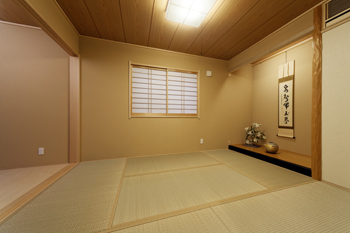 山栄ホーム　リゾートな家　(重量木骨の家) 【長岡京市/4000万円台/駐車場有】無垢材を使った耐震SE構法、断熱に優れた老舗ホテルの様な家の実例の建築実例画像10