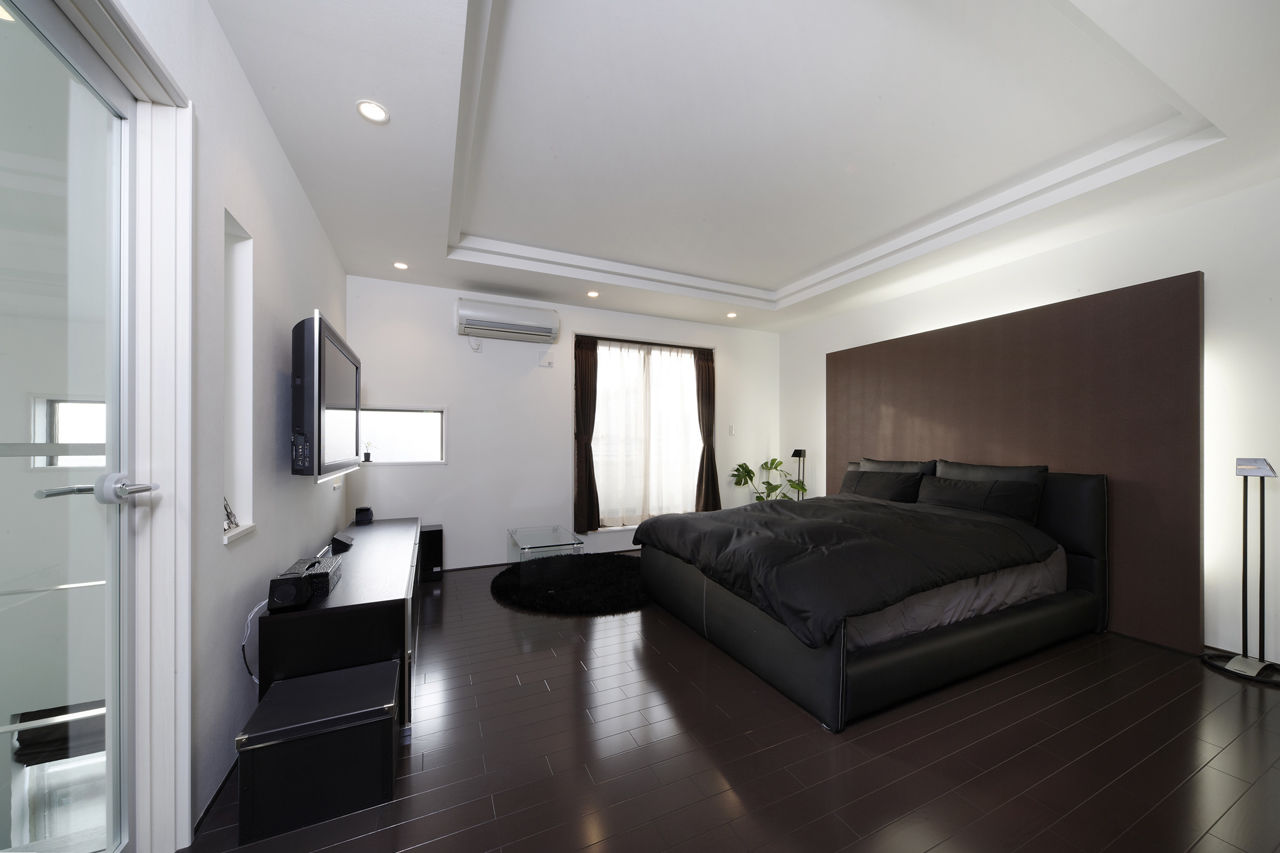 山栄ホーム　リゾートな家　(重量木骨の家) 【京都市/敷地19坪/本体2300万円】愛車と暮らすガレージハウス。SE構法により大型車を余裕で収納の建築実例画像5