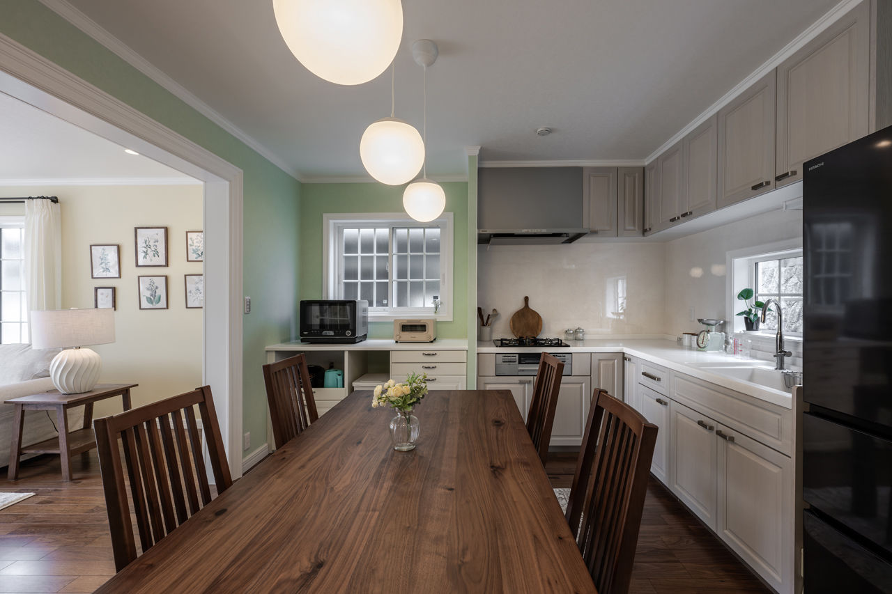 山栄ホーム　リゾートな家　(重量木骨の家) 【城陽市/3000万円台/耐震住宅/図面あり】伝統が息づくアーリーアメリカンな家。若い夫婦の夢をかたちにの建築実例画像5