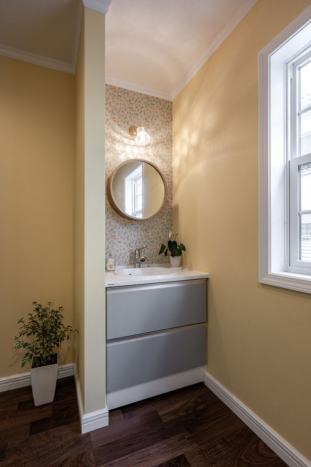 山栄ホーム　リゾートな家　(重量木骨の家) 【城陽市/3000万円台/耐震住宅/図面あり】伝統が息づくアーリーアメリカンな家。若い夫婦の夢をかたちにの建築実例画像8