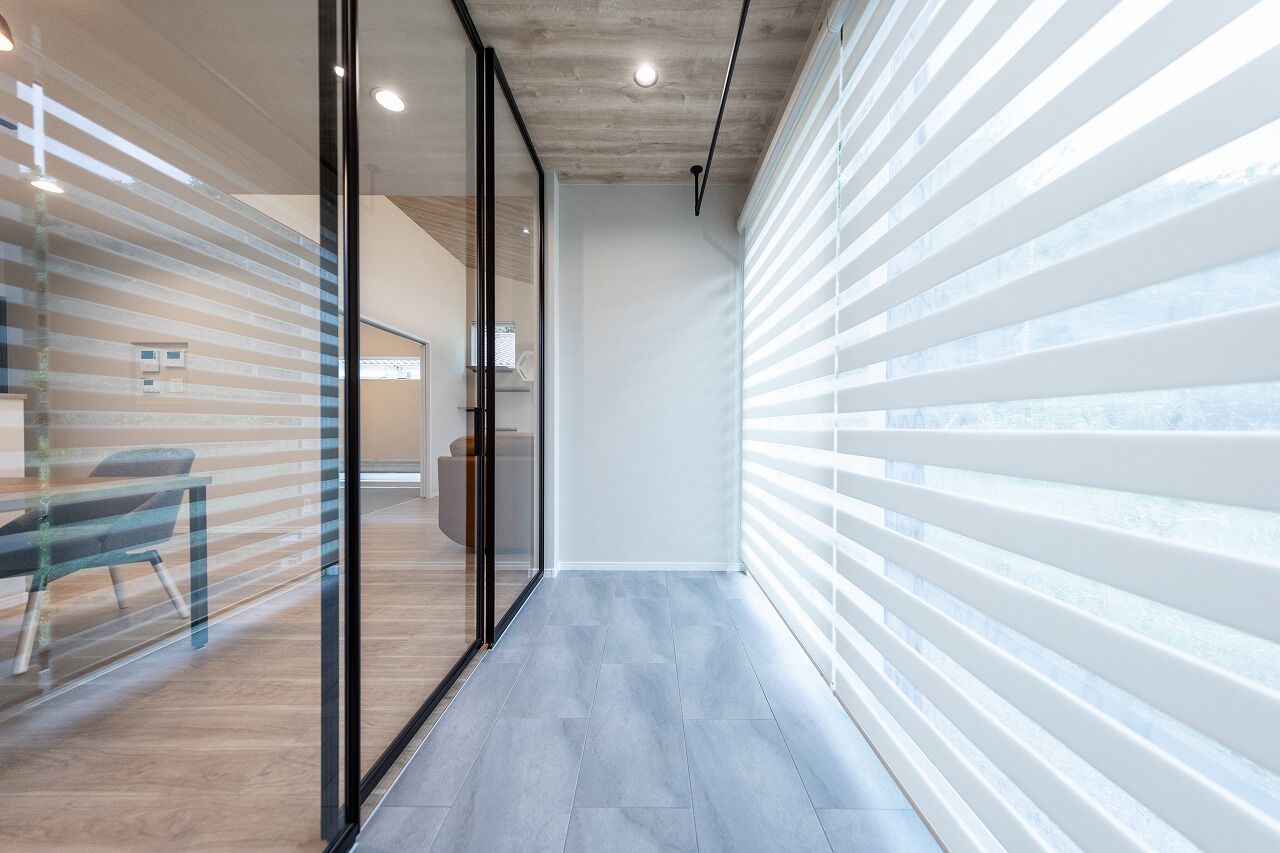 渡辺建設（パナソニックビルダーズグループ） 【沼津市／太陽光／蓄電池／ガレージ】愛猫と快適に暮らすキャットウォークのある平屋の住まいの建築実例画像6