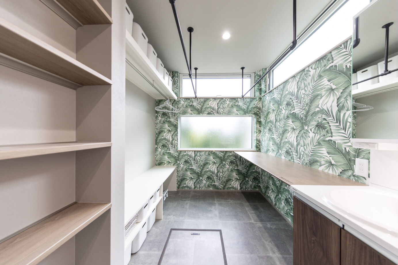 渡辺建設（パナソニックビルダーズグループ） 【裾野市／スタイリッシュ／快適動線】こだわりのインテリアが映える、自慢の家の建築実例画像5