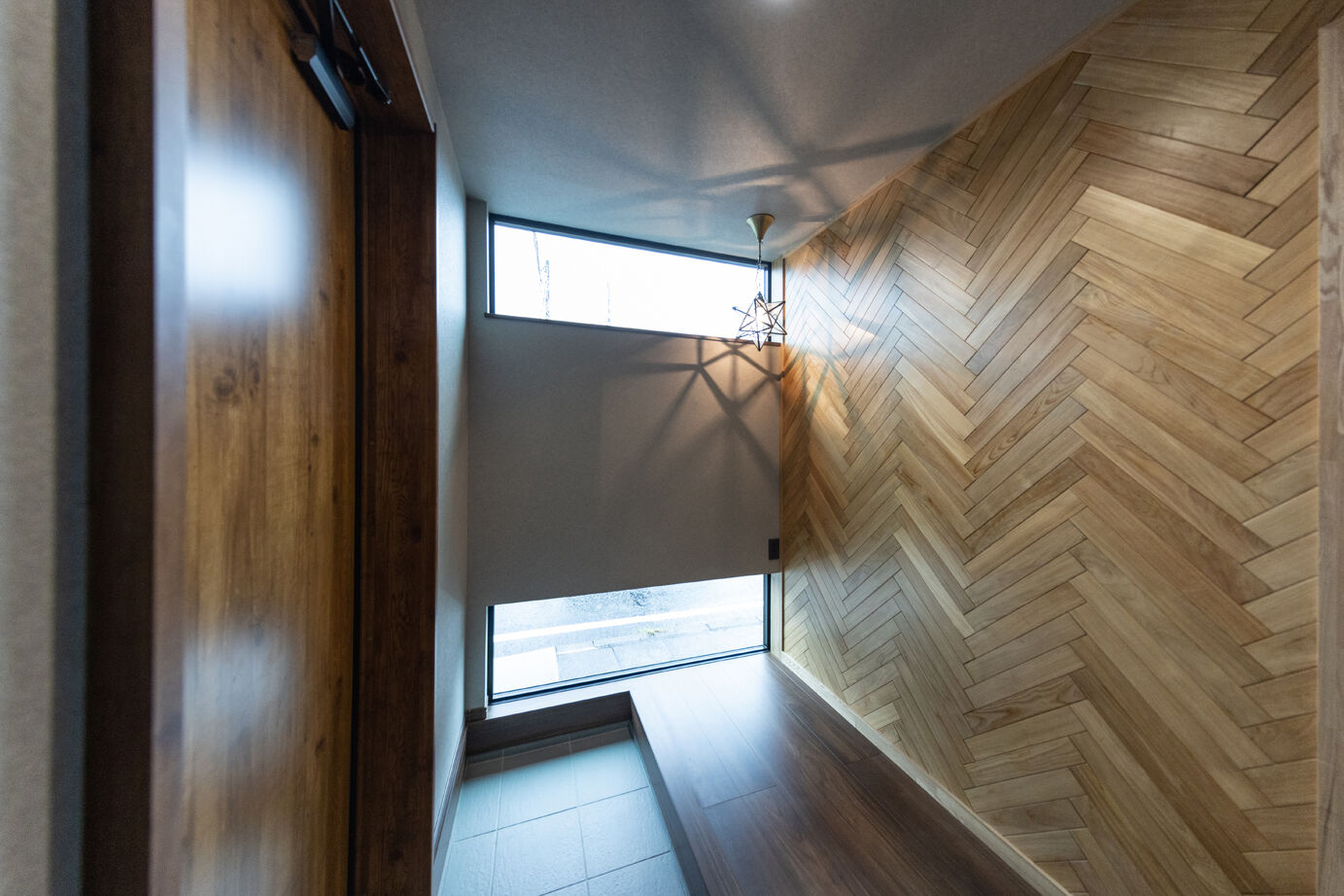 渡辺建設（パナソニックビルダーズグループ） 【裾野市／スタイリッシュ／快適動線】こだわりのインテリアが映える、自慢の家の建築実例画像6