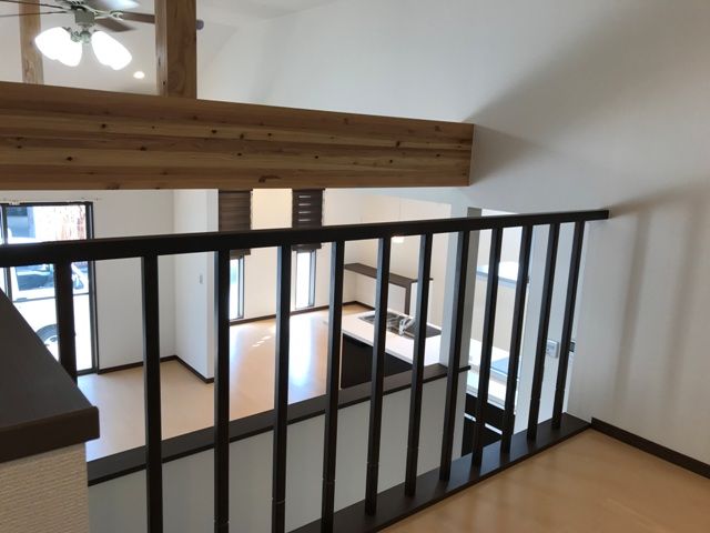 メイクハウス（大川市・柳川市） 【大川市4LDK/1500-1999万円/ 耐震等級３/平屋】スキップフロア+吹き抜けで大空間のLDKに大満足の建築実例画像4