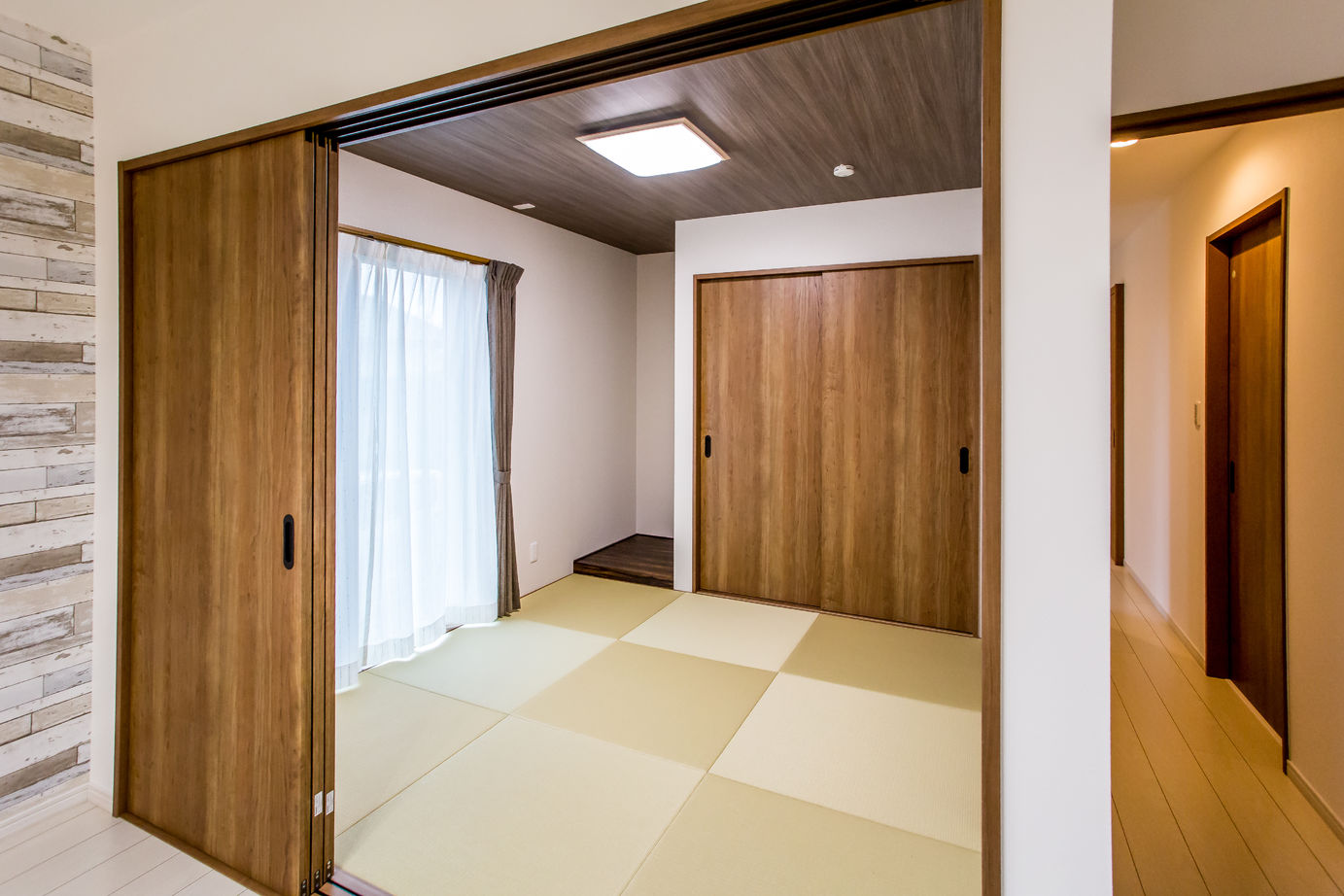 メイクハウス（大川市・柳川市） 【佐賀市4人家族/1500-1999万円/4LDK】大通り沿いの騒音を構造と断熱材・窓で解決した家の建築実例画像7